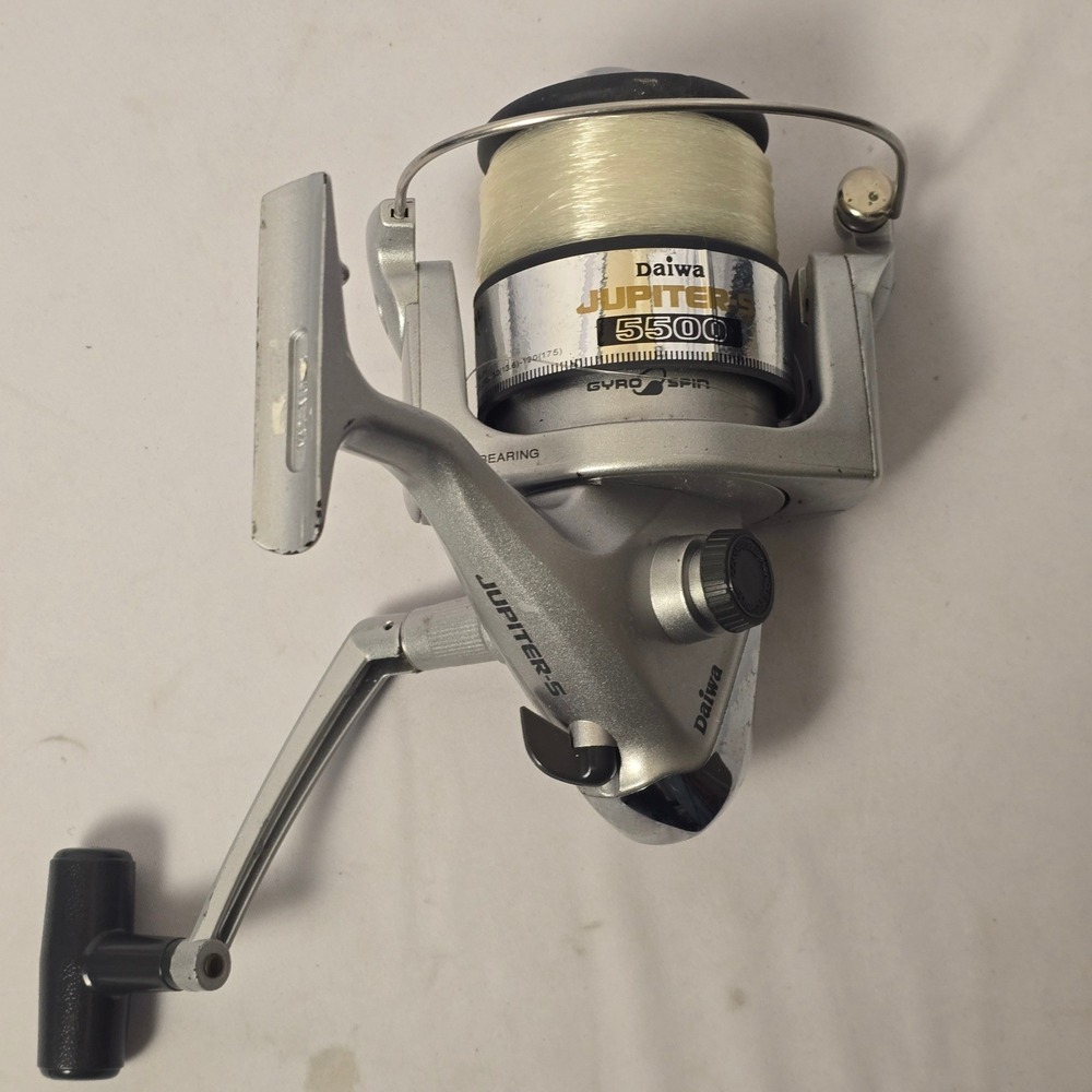 Daiwa‎ Jupiter-S 5500 Spinning Fishing Reel Gyro Spin Silver J5500S